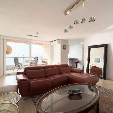 Impresionante Delante Del Mar فيلاسار دي مار